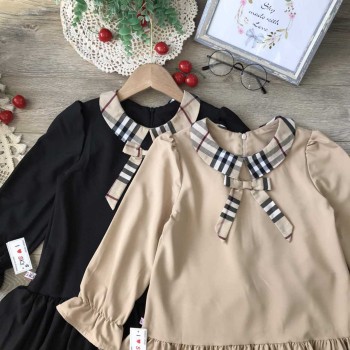 Váy đuôi cá cổ sen kẻ burberry size 6-10